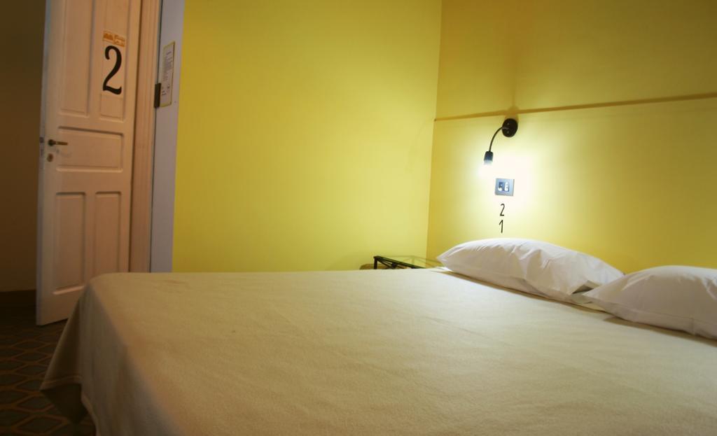סן רפאל Antonieta Hostel חדר תמונה